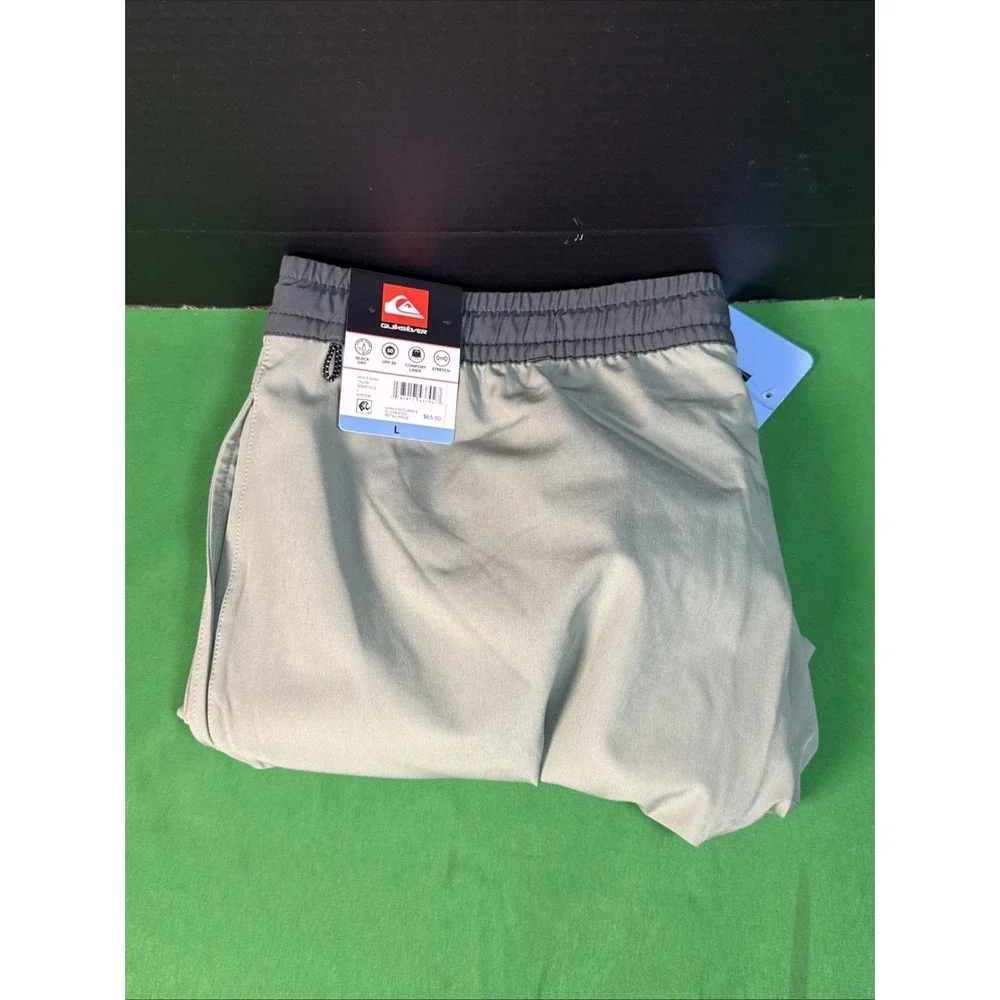 NWT Quiksilver Mens Swim Trunks Green Size L Stretch UPF 50 Regular Fit